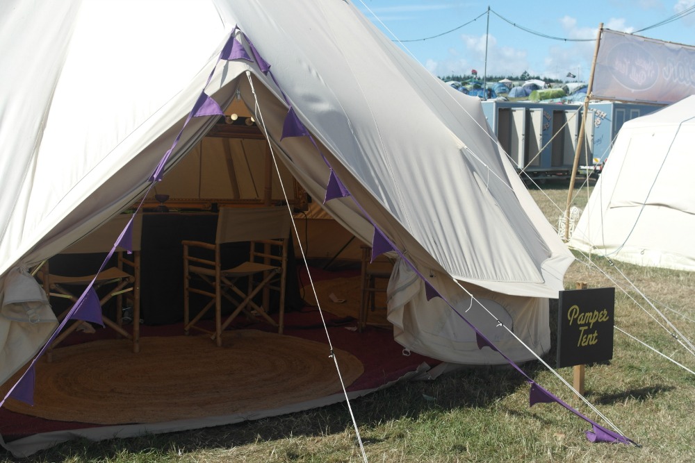 Hotel Bell Tent Pamper Tent